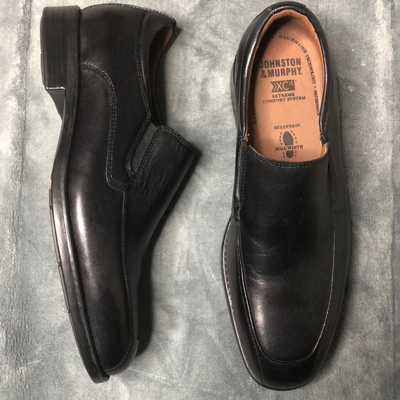 Johnston & Murphy Men\'s Tilden Loafer - Black main image 3